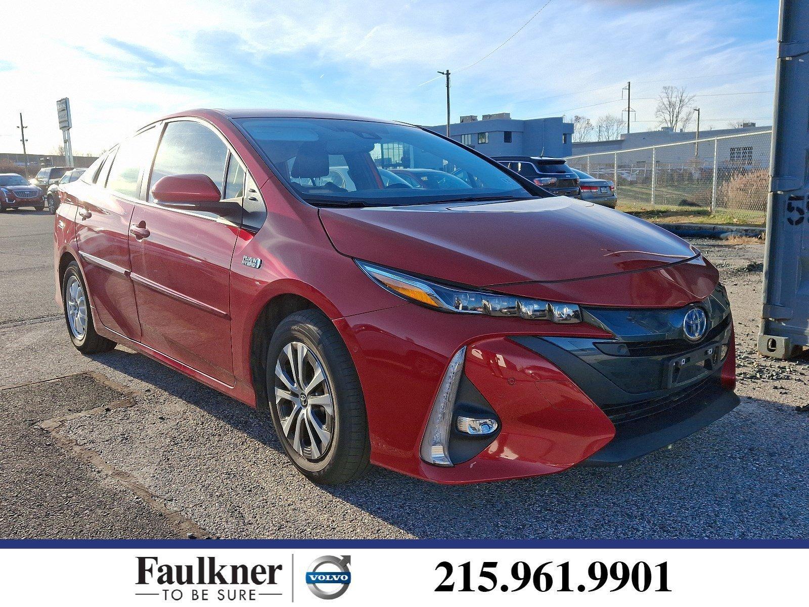 2022 Toyota Prius Prime Vehicle Photo in Trevose, PA 19053