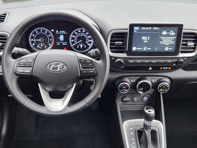 2020 Hyundai VENUE Vehicle Photo in DALLAS, TX 75209