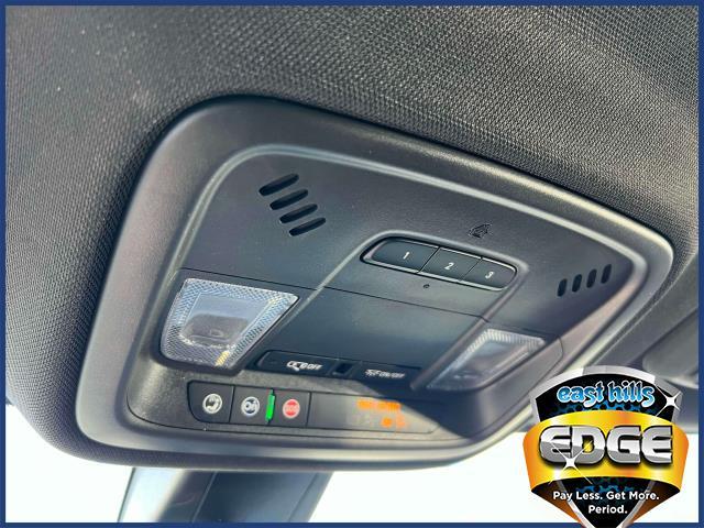 2023 Chevrolet Traverse Vehicle Photo in Roslyn, NY 11576