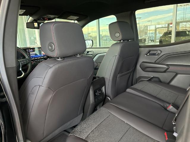 2025 Chevrolet Colorado Vehicle Photo in MANHATTAN, KS 66502-5036