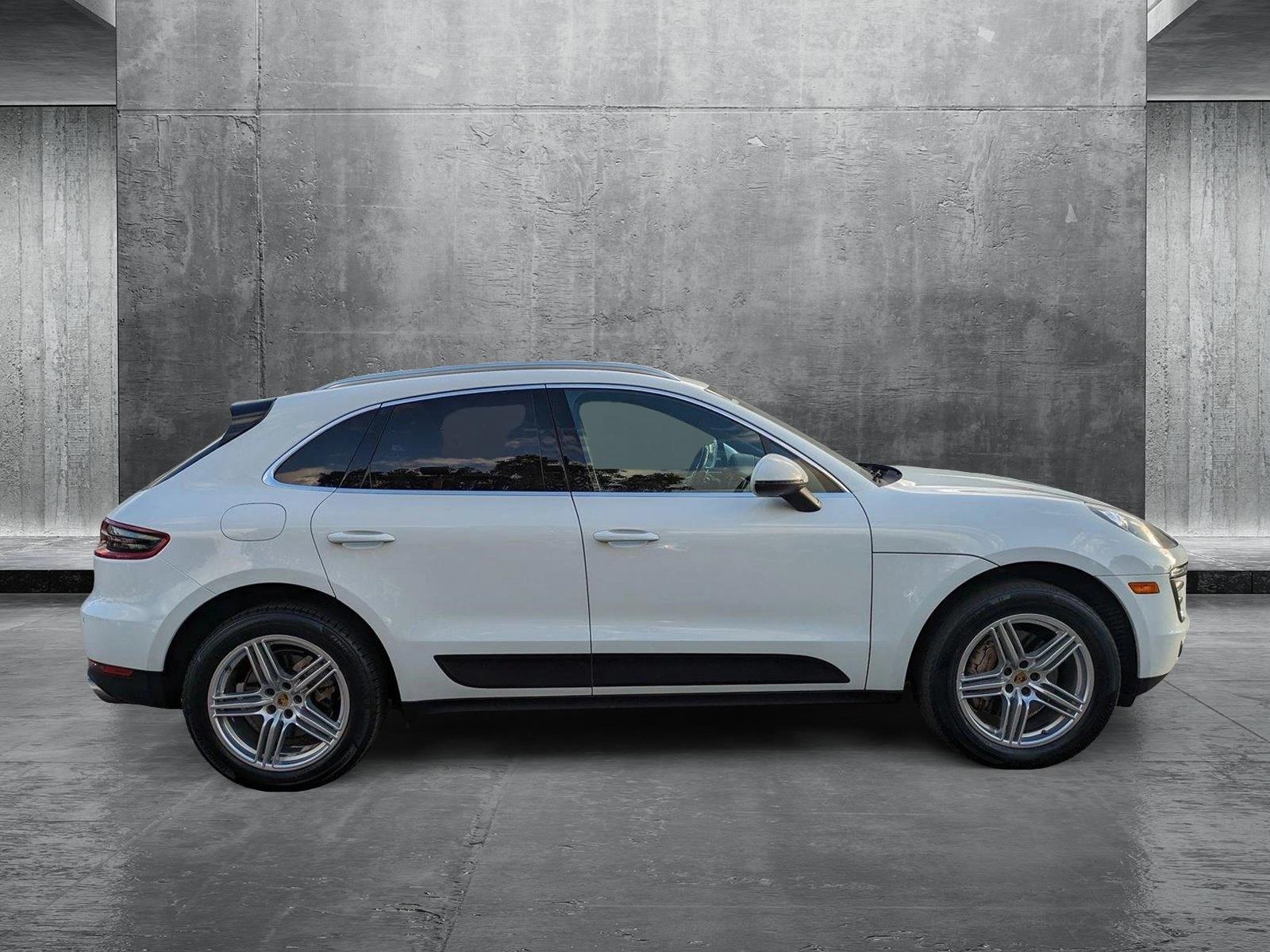 2015 Porsche Macan Vehicle Photo in WEST PALM BEACH, FL 33407-3296