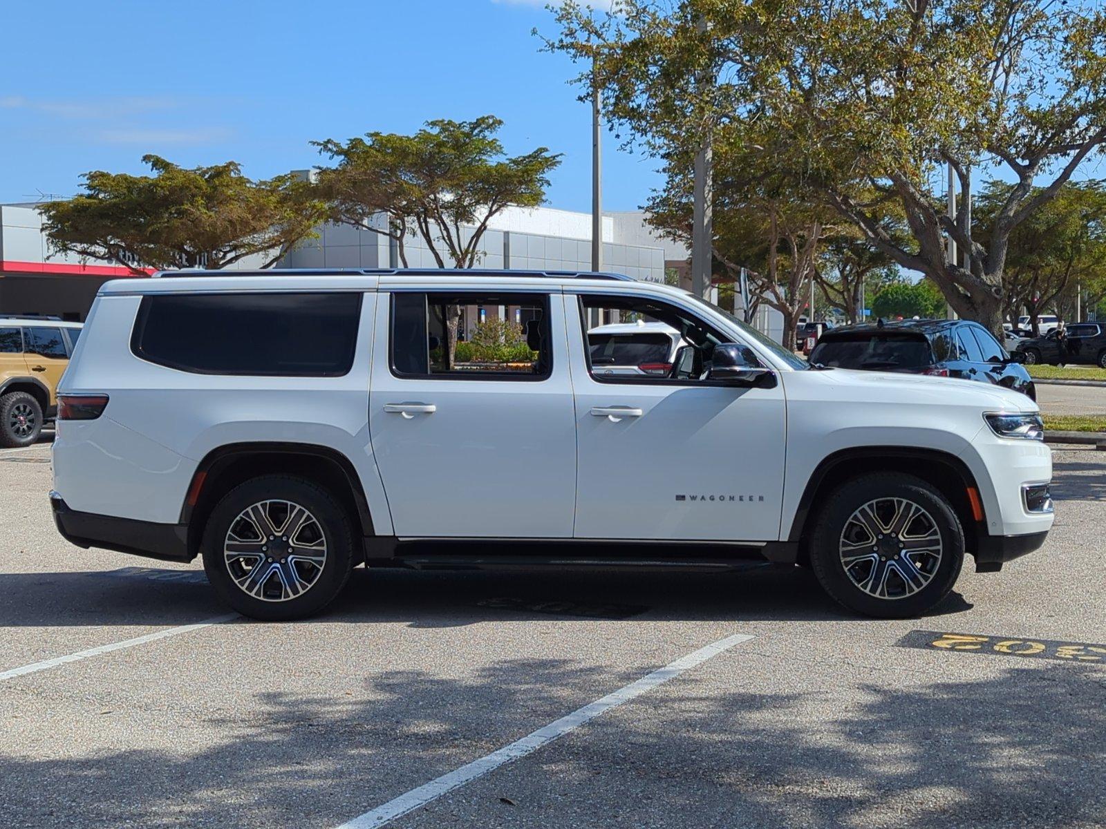 2023 Jeep Wagoneer L Vehicle Photo in Ft. Myers, FL 33907