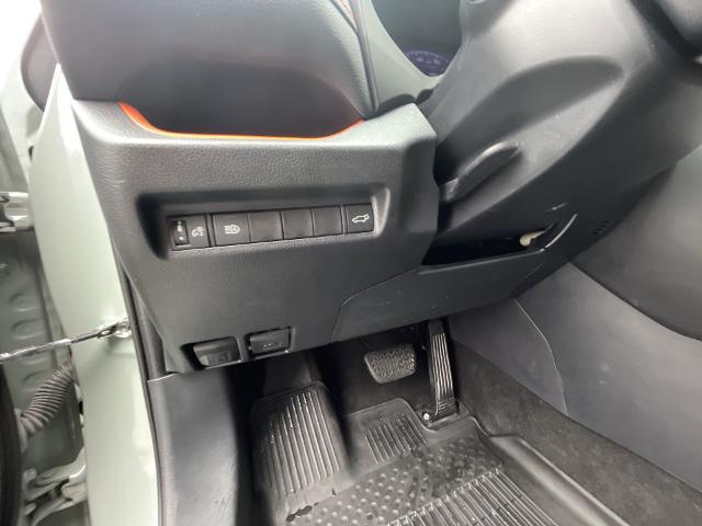 2019 Toyota RAV4 Vehicle Photo in BENTONVILLE, AR 72712-4322