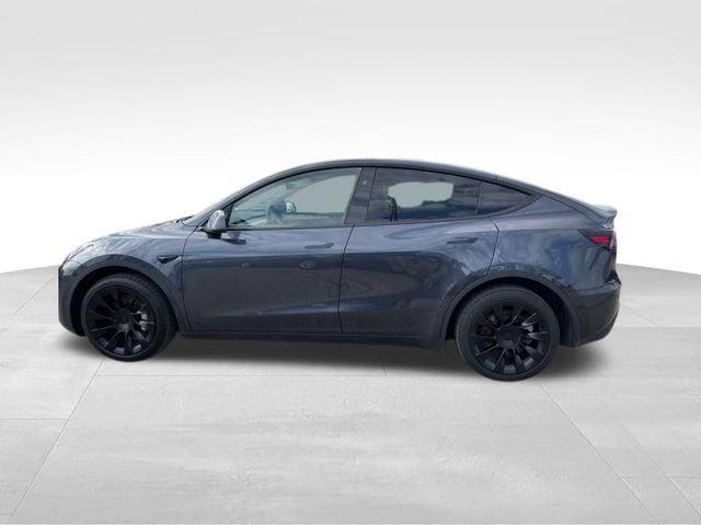 2024 Tesla Model Y Vehicle Photo in MEDINA, OH 44256-9631
