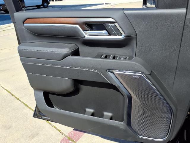 2025 GMC Sierra 2500 HD Vehicle Photo in Denton, TX 76205