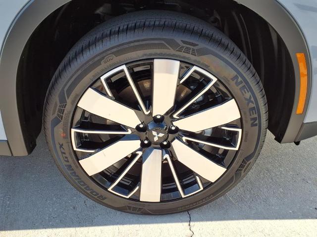 2025 Mitsubishi Outlander Vehicle Photo in Tampa, FL 33612