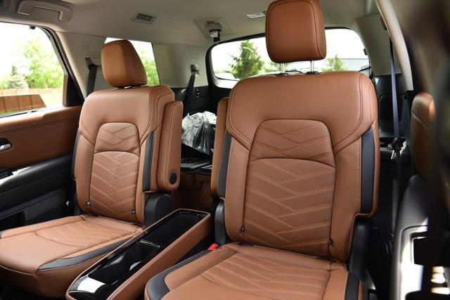 2025 Nissan Pathfinder Vehicle Photo in Ballwin, MO 63011