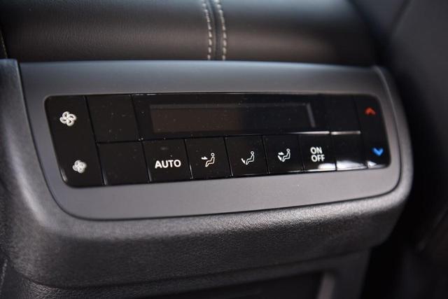 2025 Nissan Pathfinder Vehicle Photo in Ballwin, MO 63011