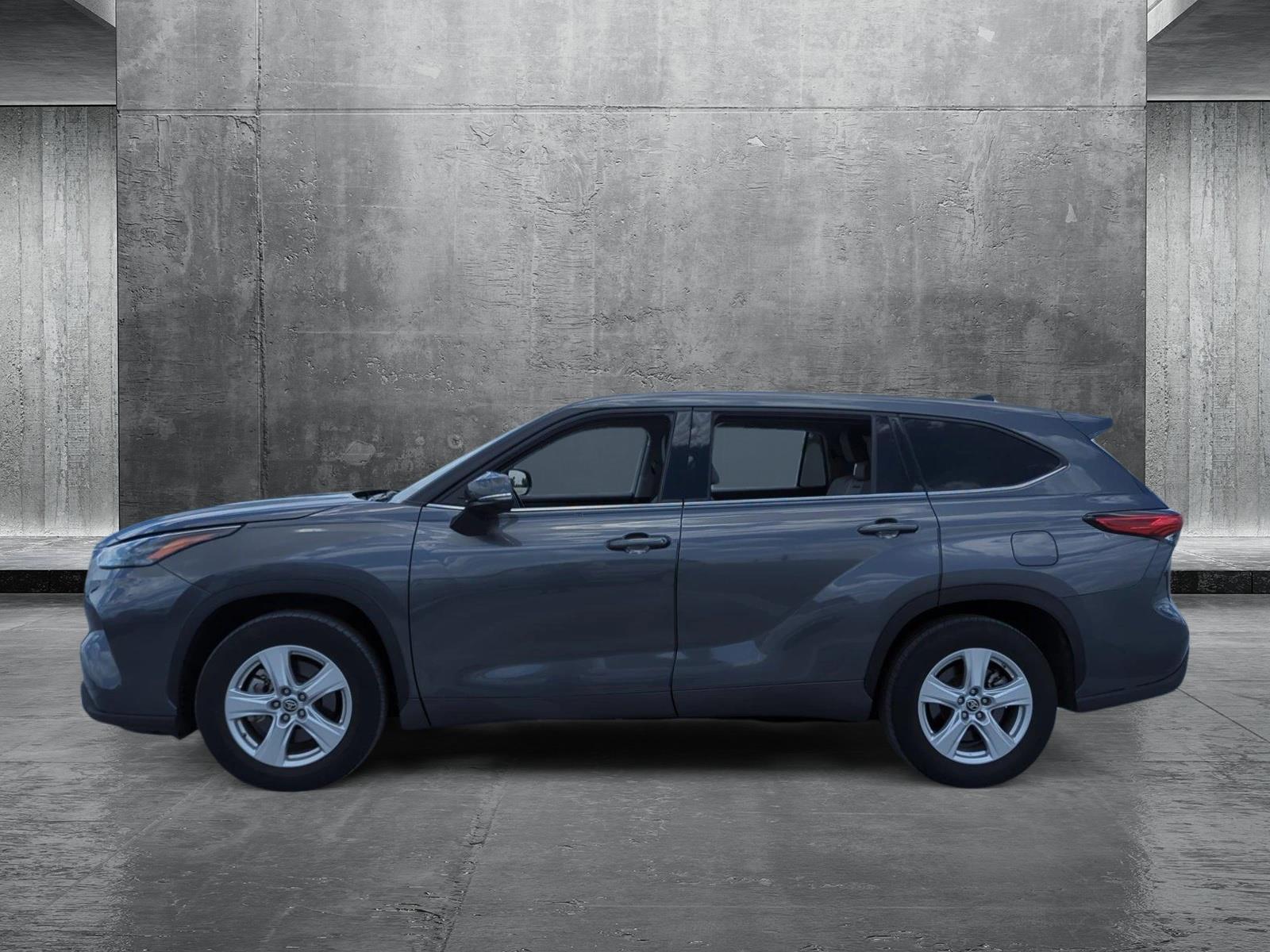 2022 Toyota Highlander Vehicle Photo in Ft. Myers, FL 33907