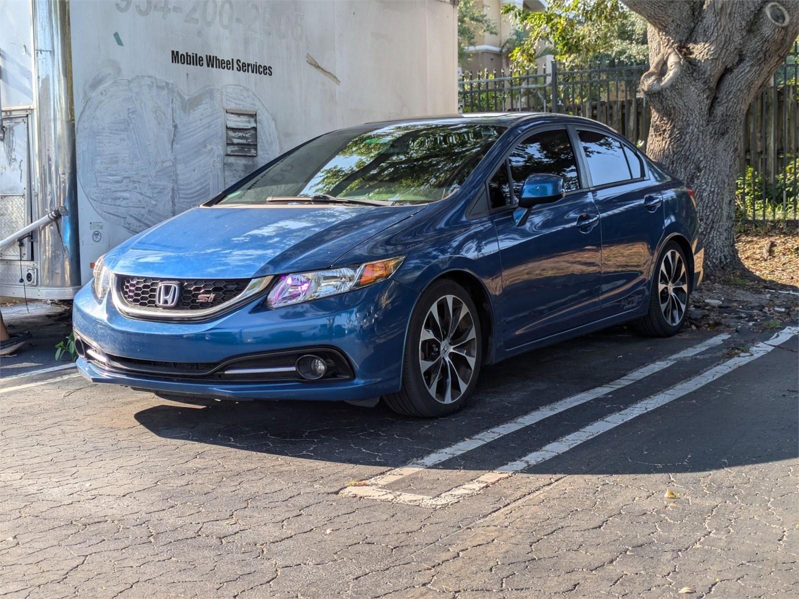 2013 Honda Civic Sdn Vehicle Photo in WEST PALM BEACH, FL 33407-3296