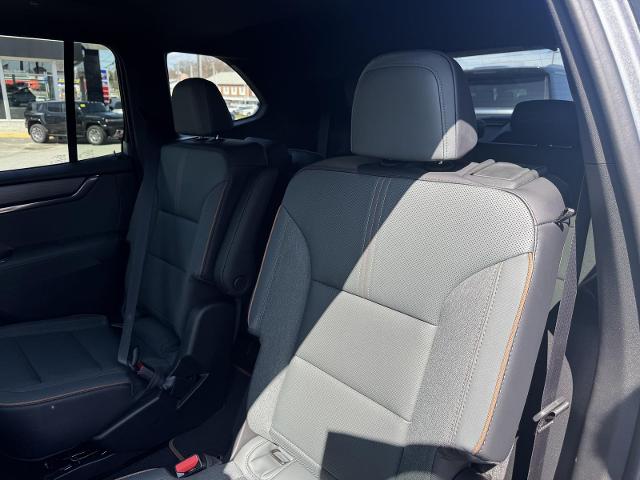 2025 GMC Acadia Vehicle Photo in LOWELL, MA 01852-4336