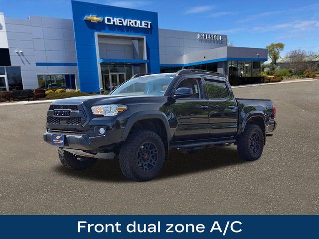 2021 Toyota Tacoma Vehicle Photo in DANBURY, CT 06810-5034
