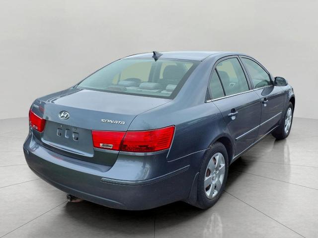 2009 Hyundai SONATA Vehicle Photo in Oshkosh, WI 54904