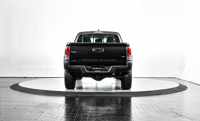 2020 Toyota Tacoma 4WD Vehicle Photo in DALLAS, TX 75235