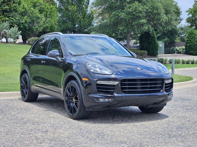 2017 Porsche Cayenne Vehicle Photo in FORT WORTH, TX 76132