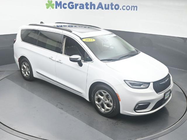 2023 Chrysler Pacifica Vehicle Photo in Cedar Rapids, IA 52402