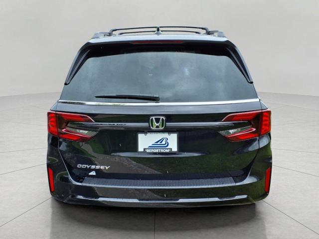 2025 Honda Odyssey Vehicle Photo in Oshkosh, WI 54904