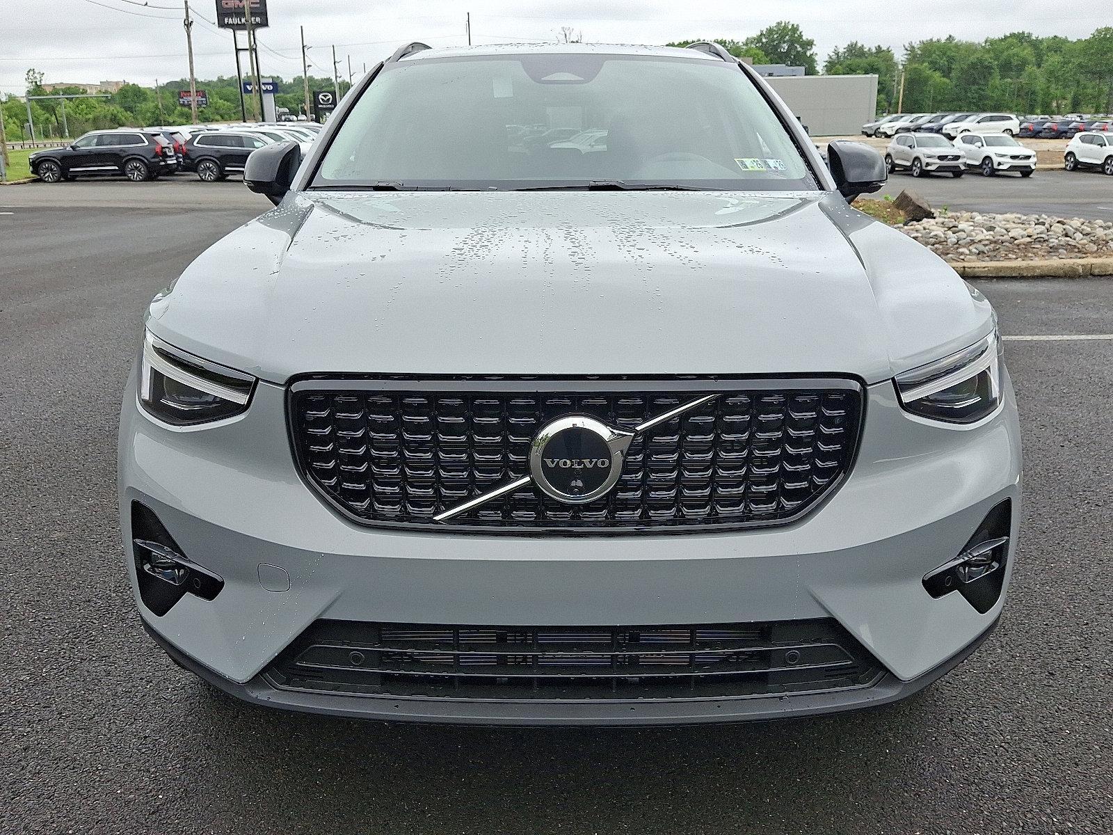 2025 Volvo XC40 Vehicle Photo in Trevose, PA 19053