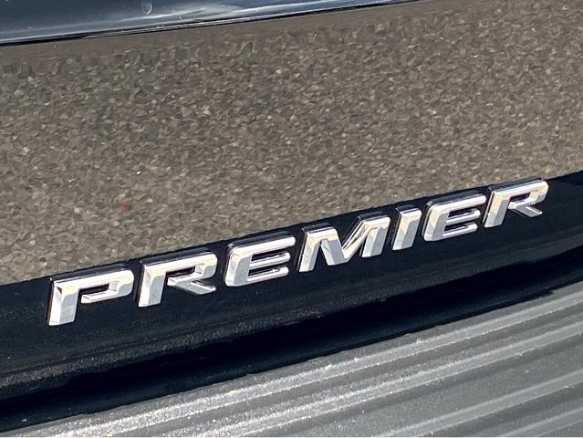2025 Chevrolet Suburban Vehicle Photo in SAVANNAH, GA 31406-4513