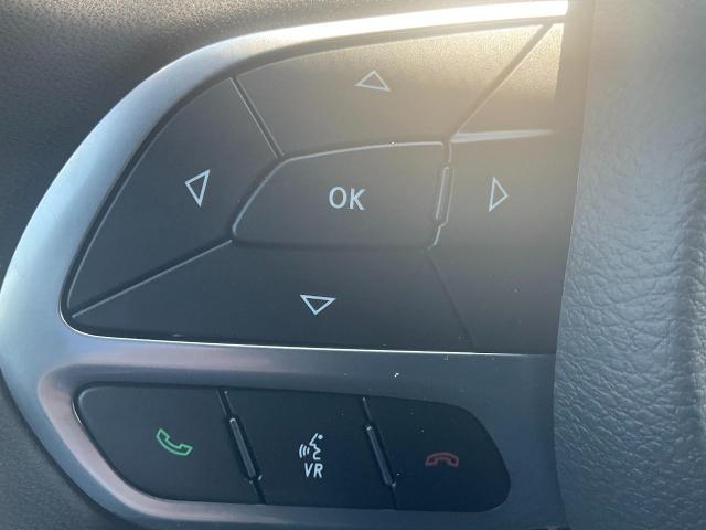 2025 Chrysler Pacifica Vehicle Photo in Kaukauna, WI 54130