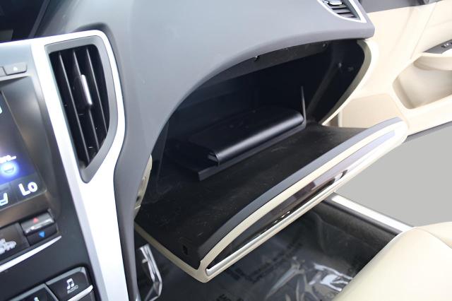 2016 Acura TLX Vehicle Photo in Green Bay, WI 54304