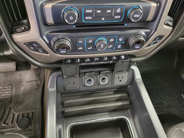 2017 GMC Sierra 3500 HD Vehicle Photo in NEENAH, WI 54956-2243