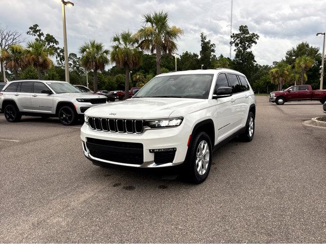 2023 Jeep Grand Cherokee L Vehicle Photo in Savannah, GA 31419