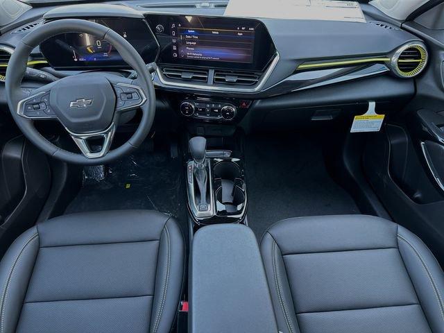 2025 Chevrolet Trax Vehicle Photo in RIVERSIDE, CA 92504-4106