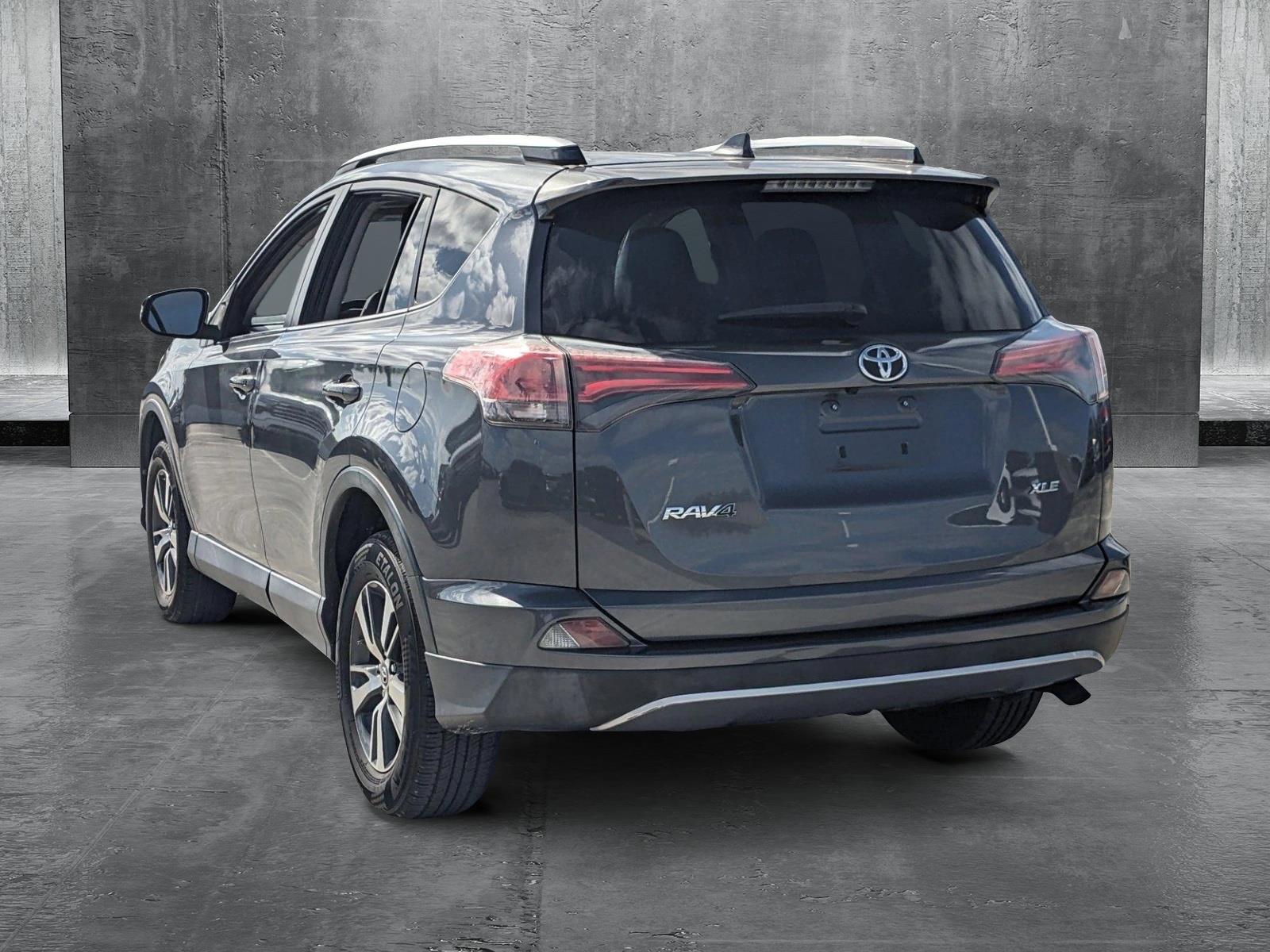 2018 Toyota RAV4 Vehicle Photo in MIAMI, FL 33172-3015