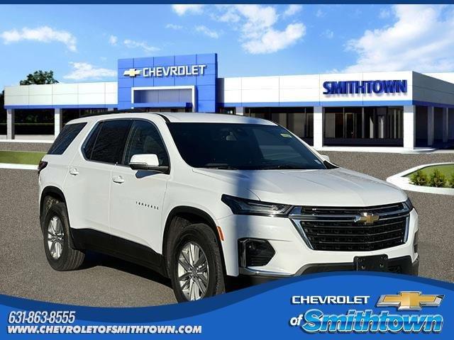 2022 Chevrolet Traverse Vehicle Photo in SAINT JAMES, NY 11780-3219