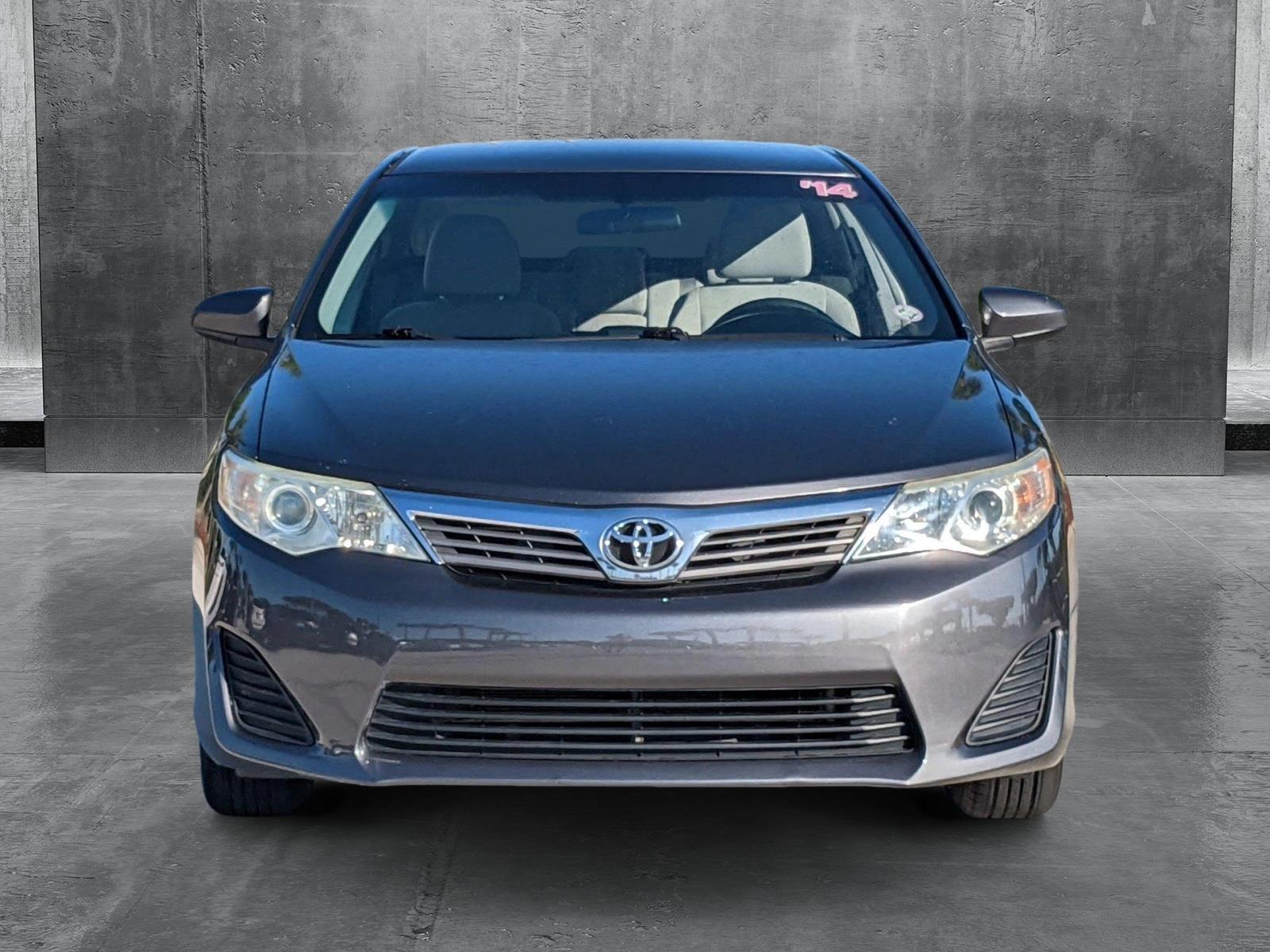 2014 Toyota Camry Vehicle Photo in Davie, FL 33331