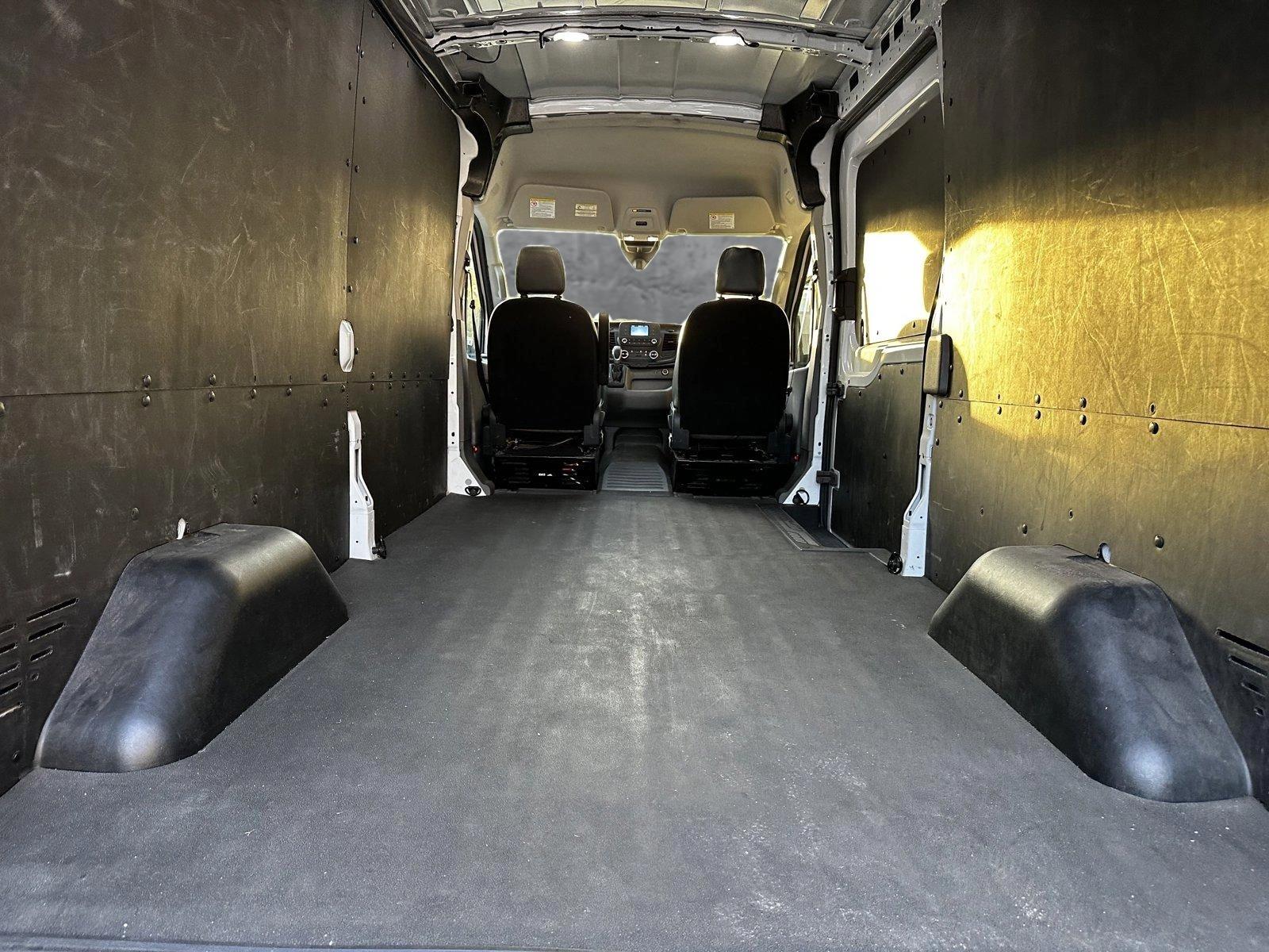 2023 Ford Transit Cargo Van Vehicle Photo in Hollywood, FL 33021