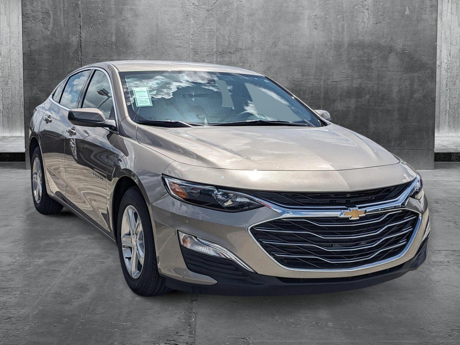 2025 Chevrolet Malibu Vehicle Photo in PEMBROKE PINES, FL 33024-6534