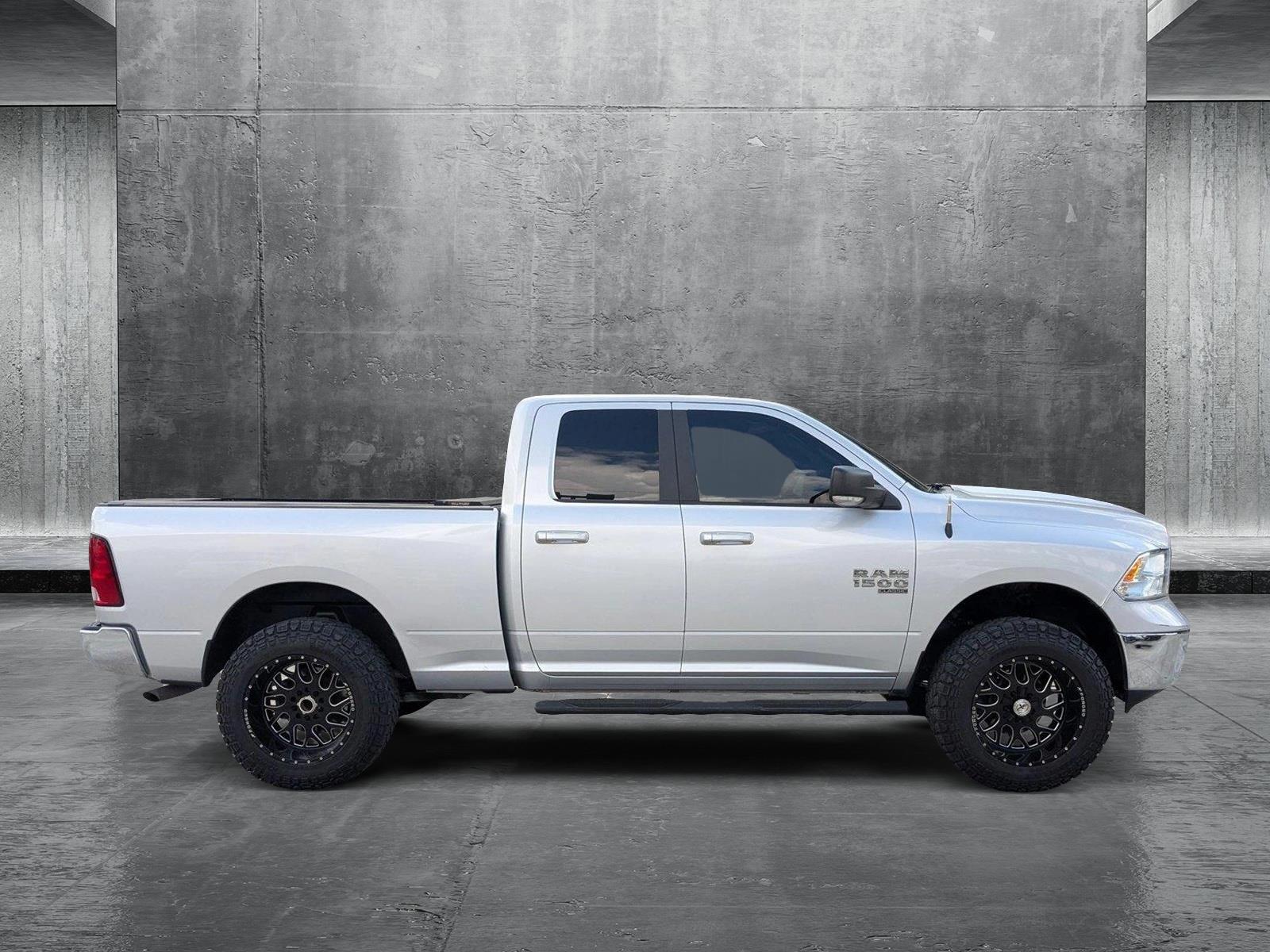 2019 Ram 1500 Classic Vehicle Photo in PEMBROKE PINES, FL 33024-6534