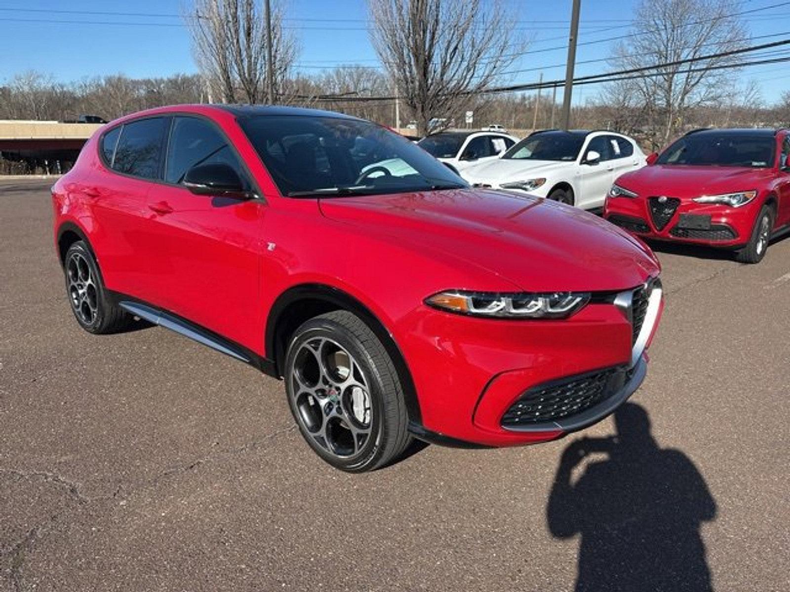 2024 Alfa Romeo Tonale Vehicle Photo in Willow Grove, PA 19090