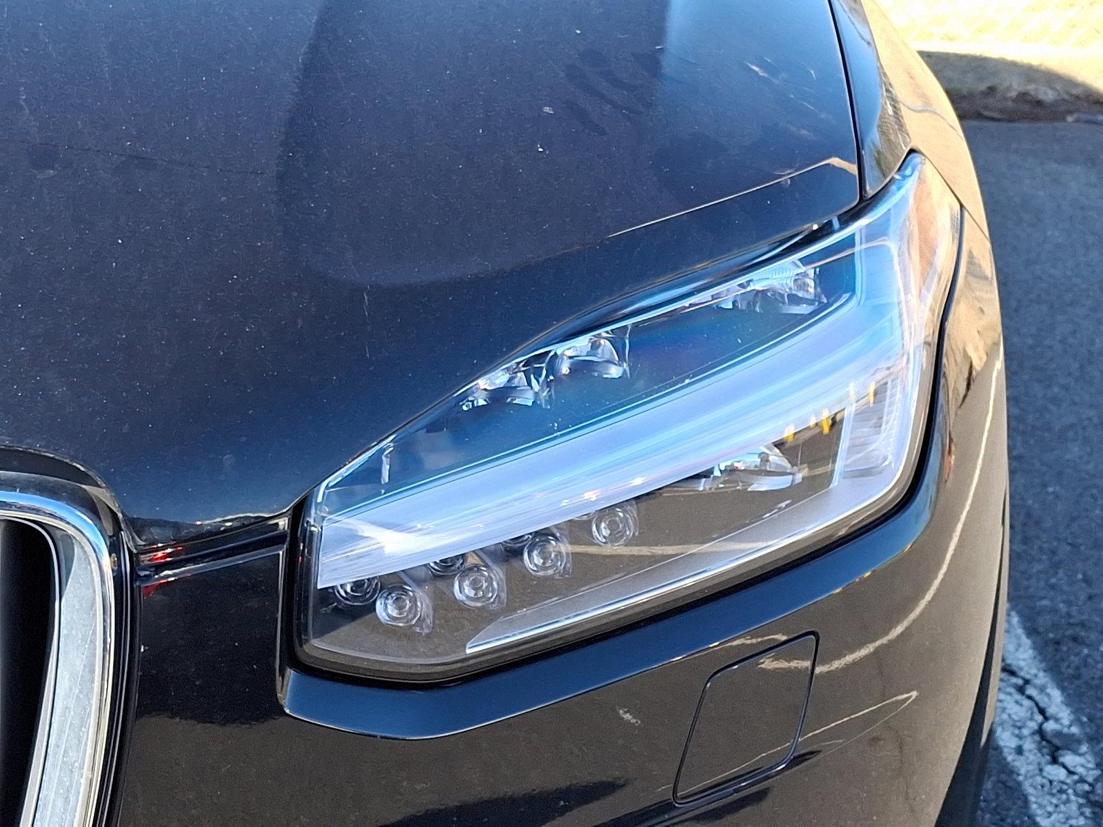 2022 Volvo XC90 Vehicle Photo in Trevose, PA 19053