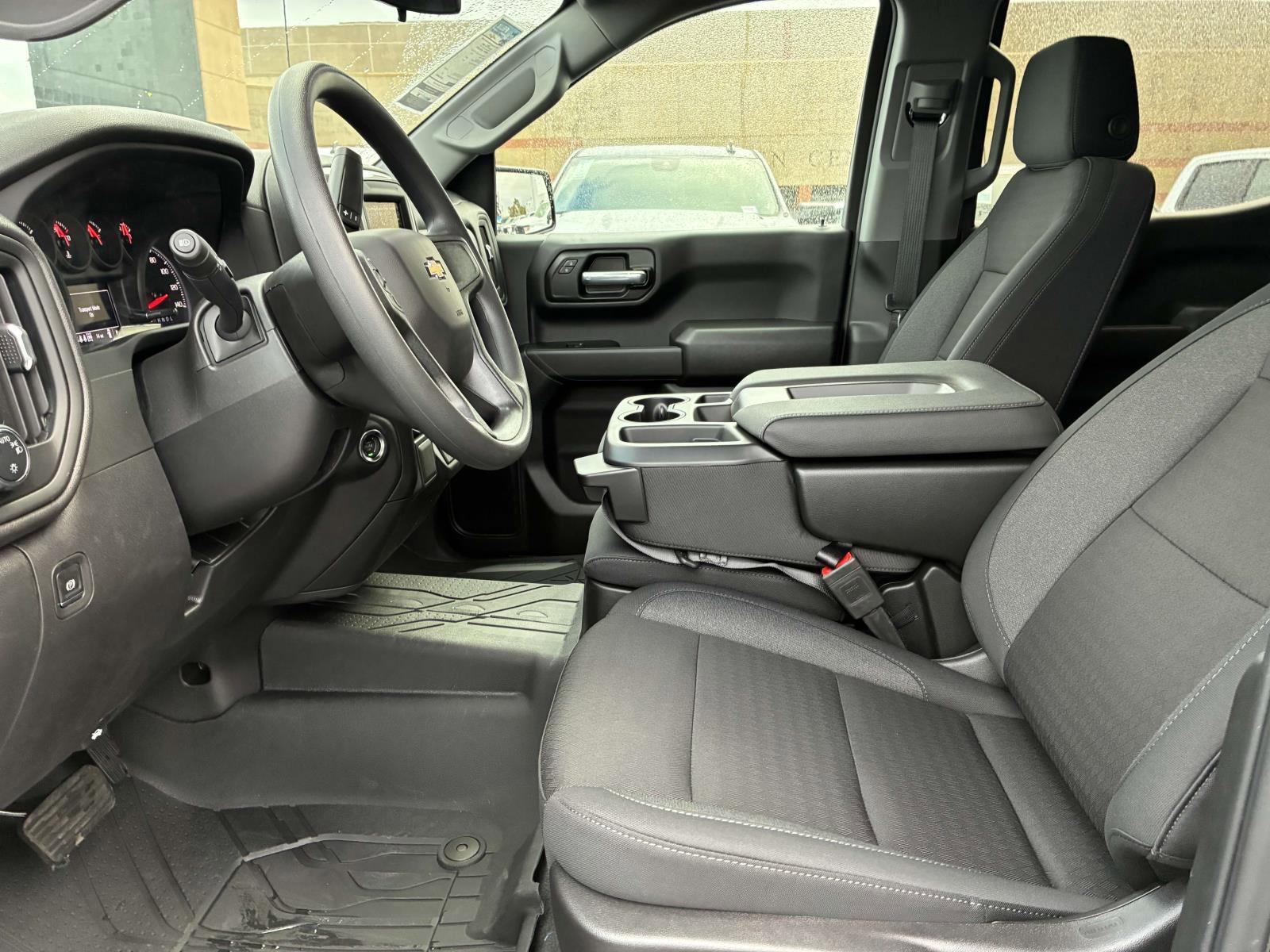 2025 Chevrolet Silverado 1500 Vehicle Photo in LOS ANGELES, CA 90007-3794