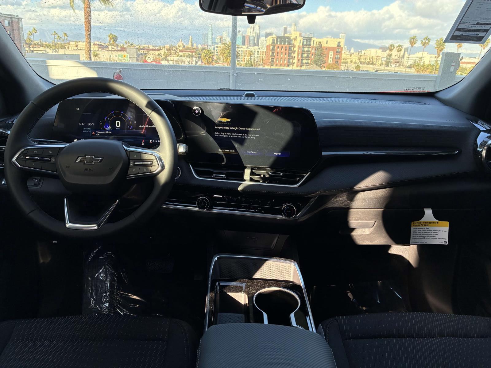 2025 Chevrolet Equinox Vehicle Photo in LOS ANGELES, CA 90007-3794