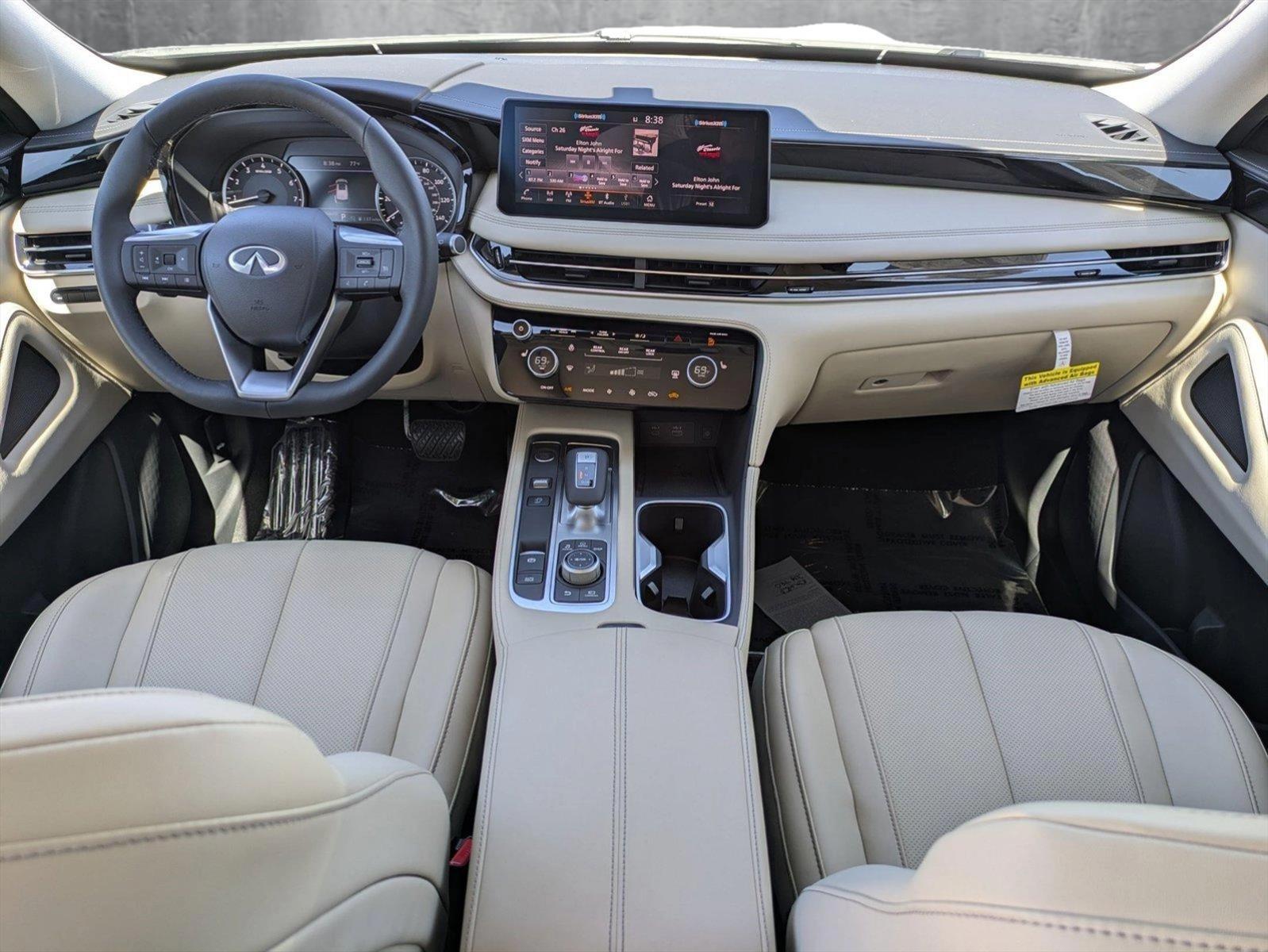 2025 INFINITI QX60 Vehicle Photo in Tustin, CA 92782