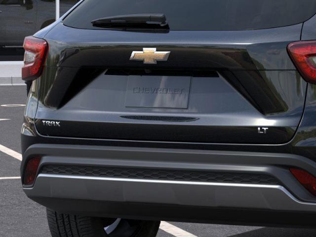 2025 Chevrolet Trax Vehicle Photo in TOPEKA, KS 66609-0000