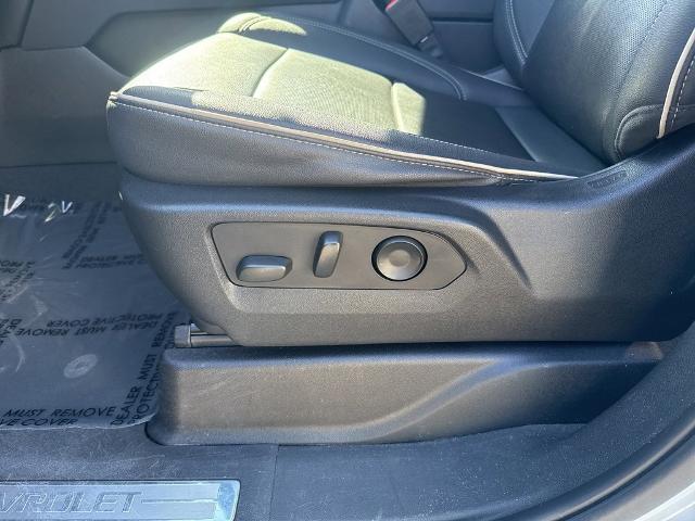 2023 Chevrolet Suburban Vehicle Photo in MANHATTAN, KS 66502-5036