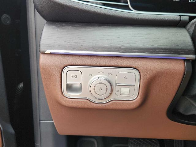 2025 Mercedes-Benz GLE Vehicle Photo in HOUSTON, TX 77079