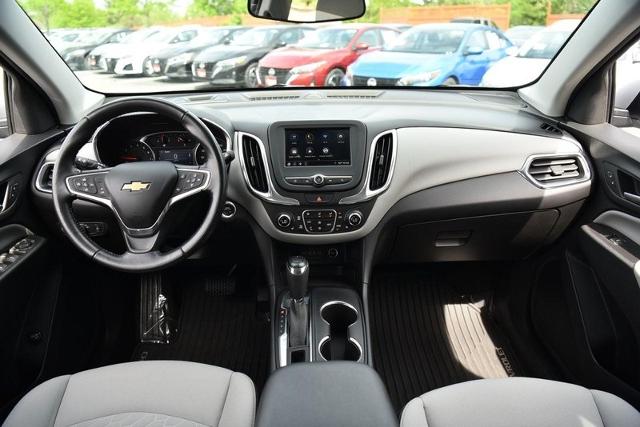 2020 Chevrolet Equinox Vehicle Photo in Ballwin, MO 63011