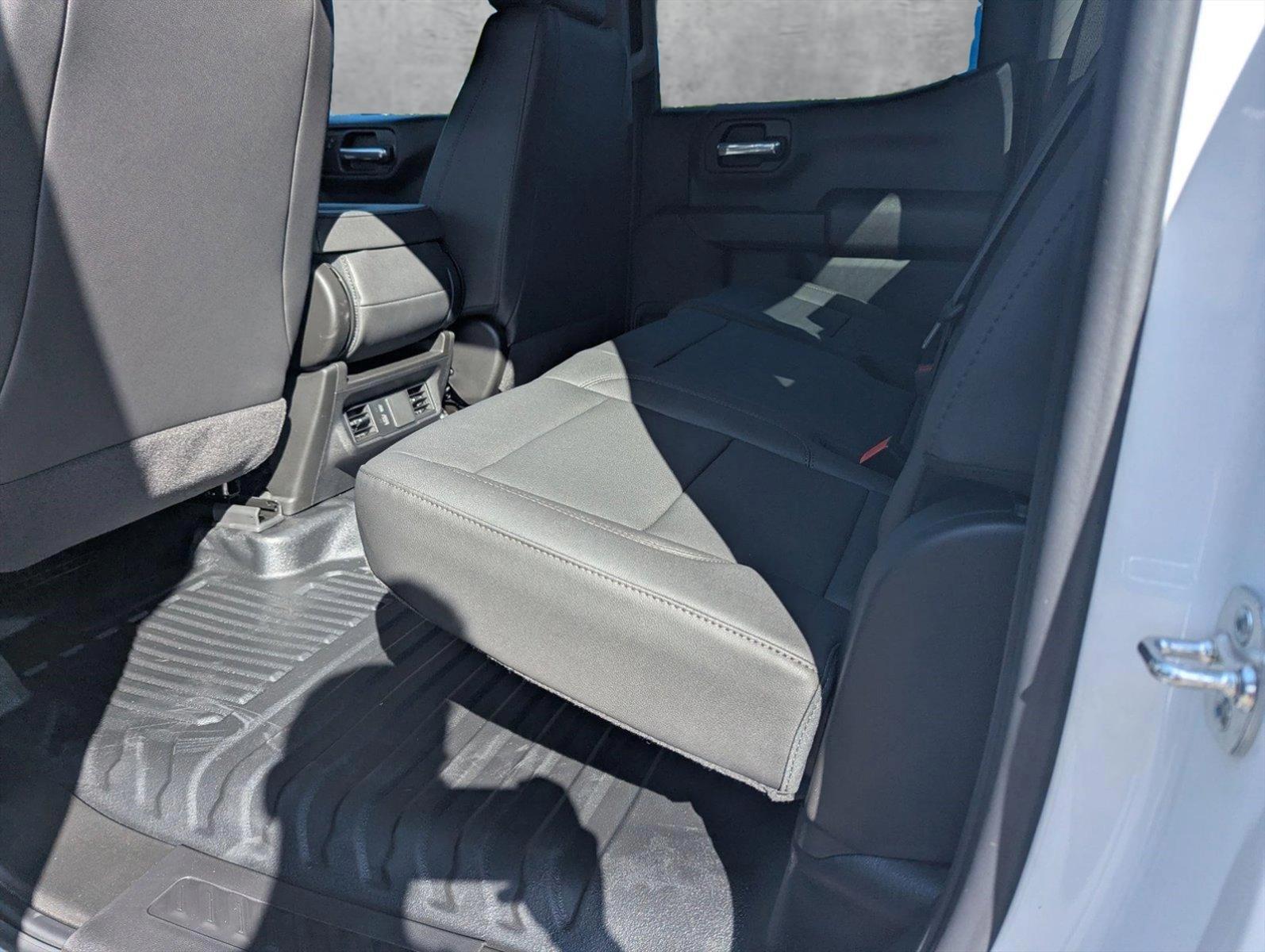 2025 Chevrolet Silverado 1500 Vehicle Photo in GREENACRES, FL 33463-3207