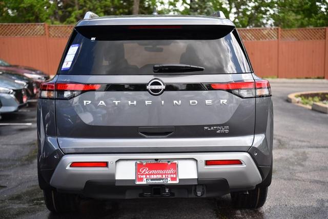 2025 Nissan Pathfinder Vehicle Photo in Ballwin, MO 63011