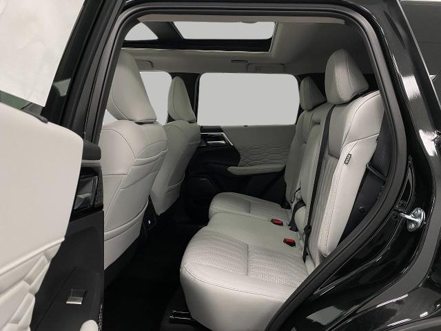 2025 Mitsubishi Outlander Vehicle Photo in Appleton, WI 54913