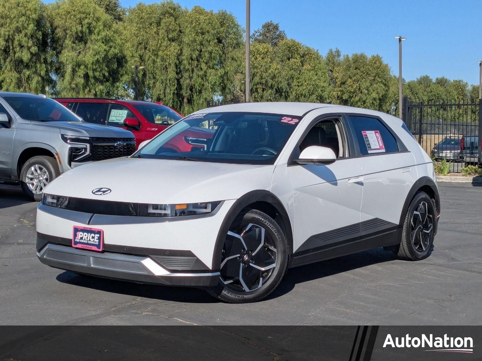 2022 Hyundai IONIQ 5 Vehicle Photo in VALENCIA, CA 91355-1705