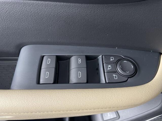 2025 Buick Enclave Vehicle Photo in GILBERT, AZ 85297-0402