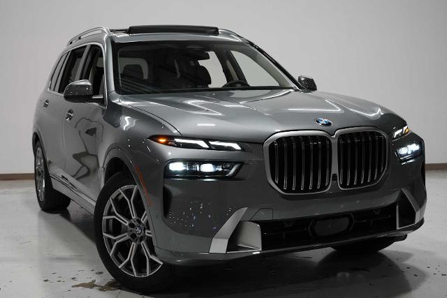 2025 BMW X7 xDrive40i Vehicle Photo in GRAPEVINE, TX 76051
