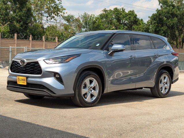 2022 Toyota Highlander Vehicle Photo in San Antonio, TX 78230